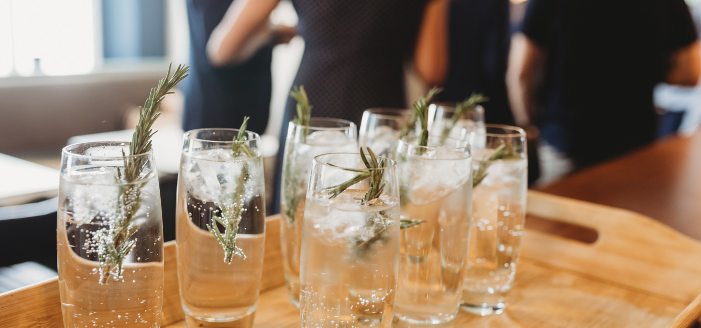 Hotel VARA_Truro_sparkling drinks